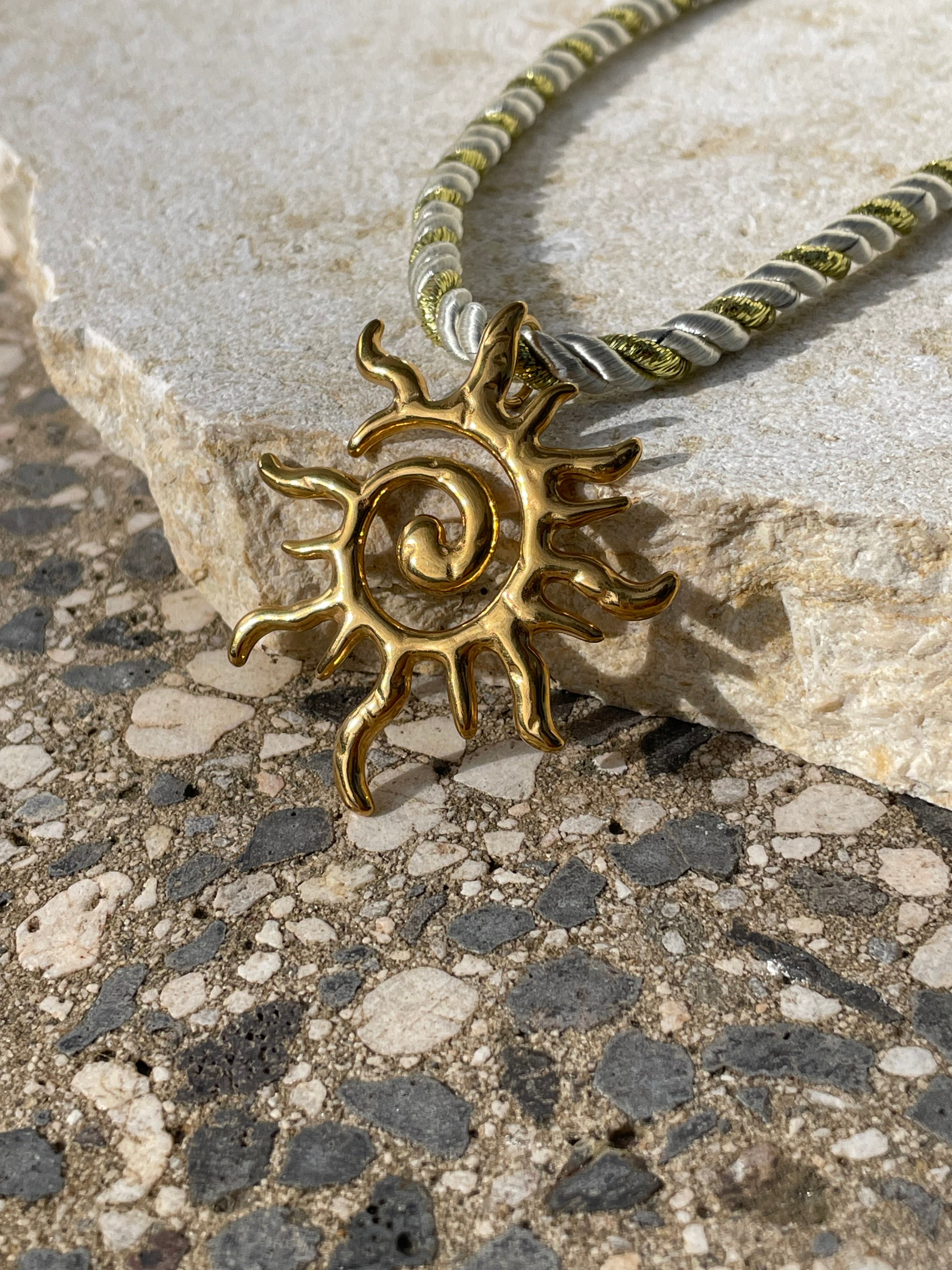 [SAMPLE] Spiral Sun Rope Necklace