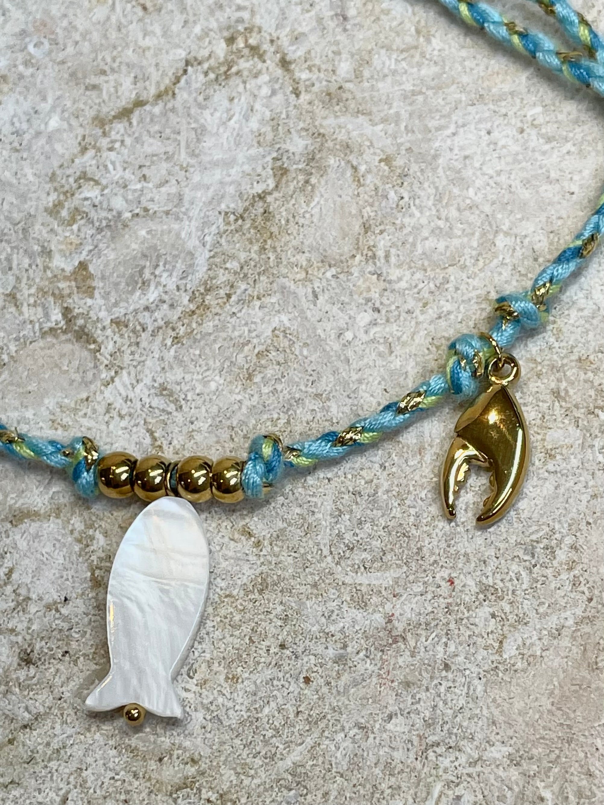 [SAMPLE] Fish Charm Bracelet