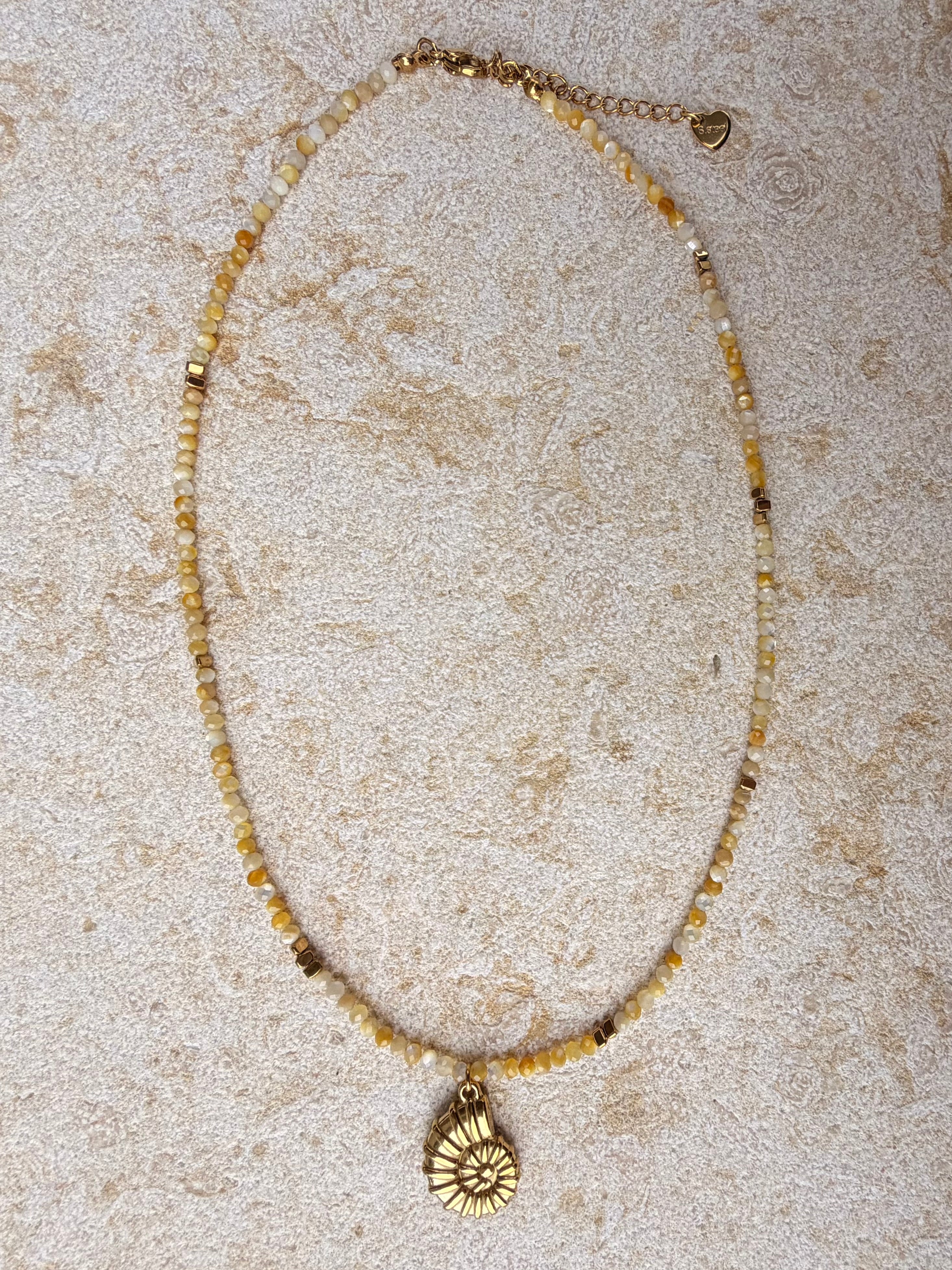 [SAMPLE] Beaded Necklace With Charm