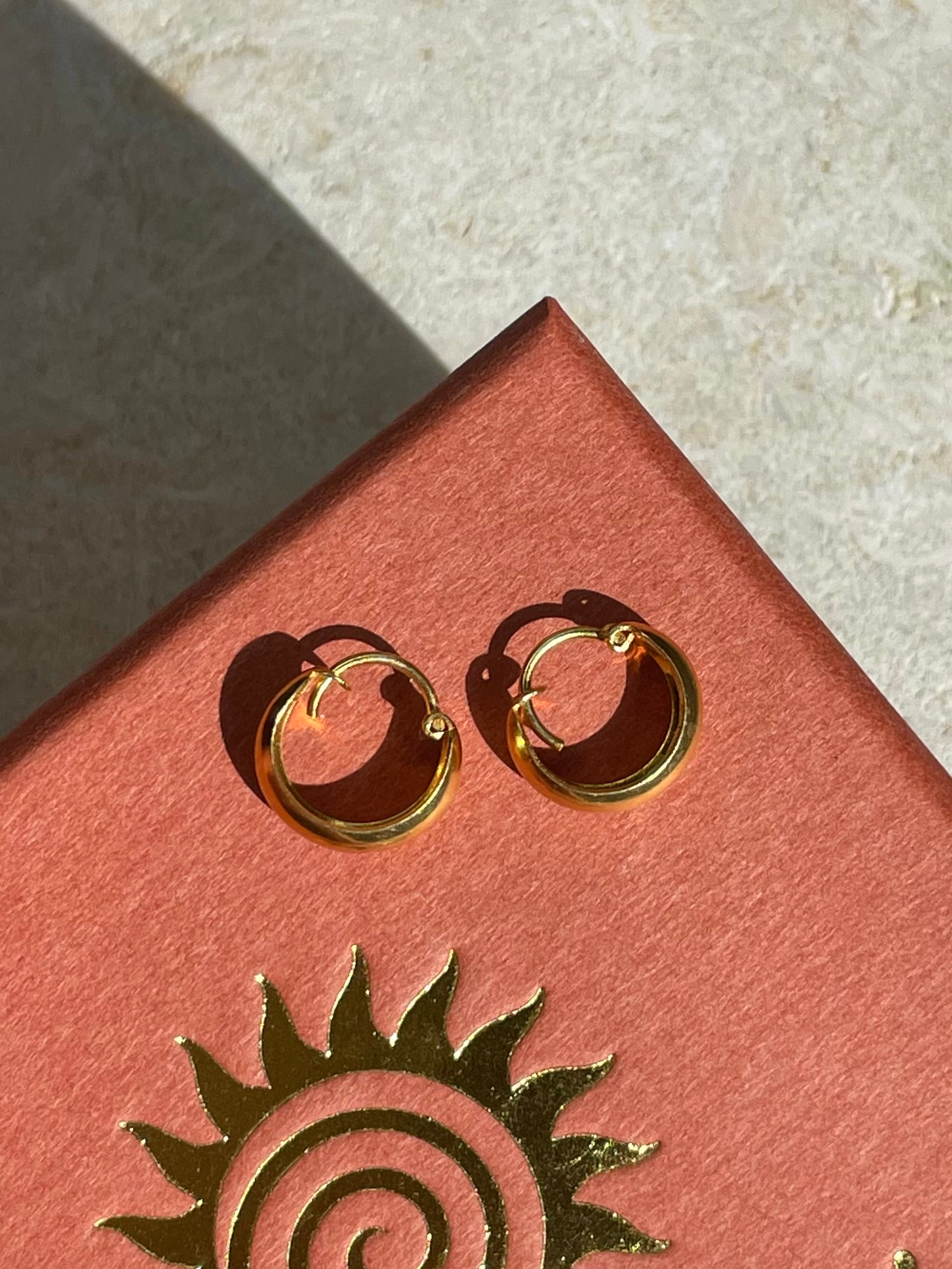 [SAMPLE] Small Hoops