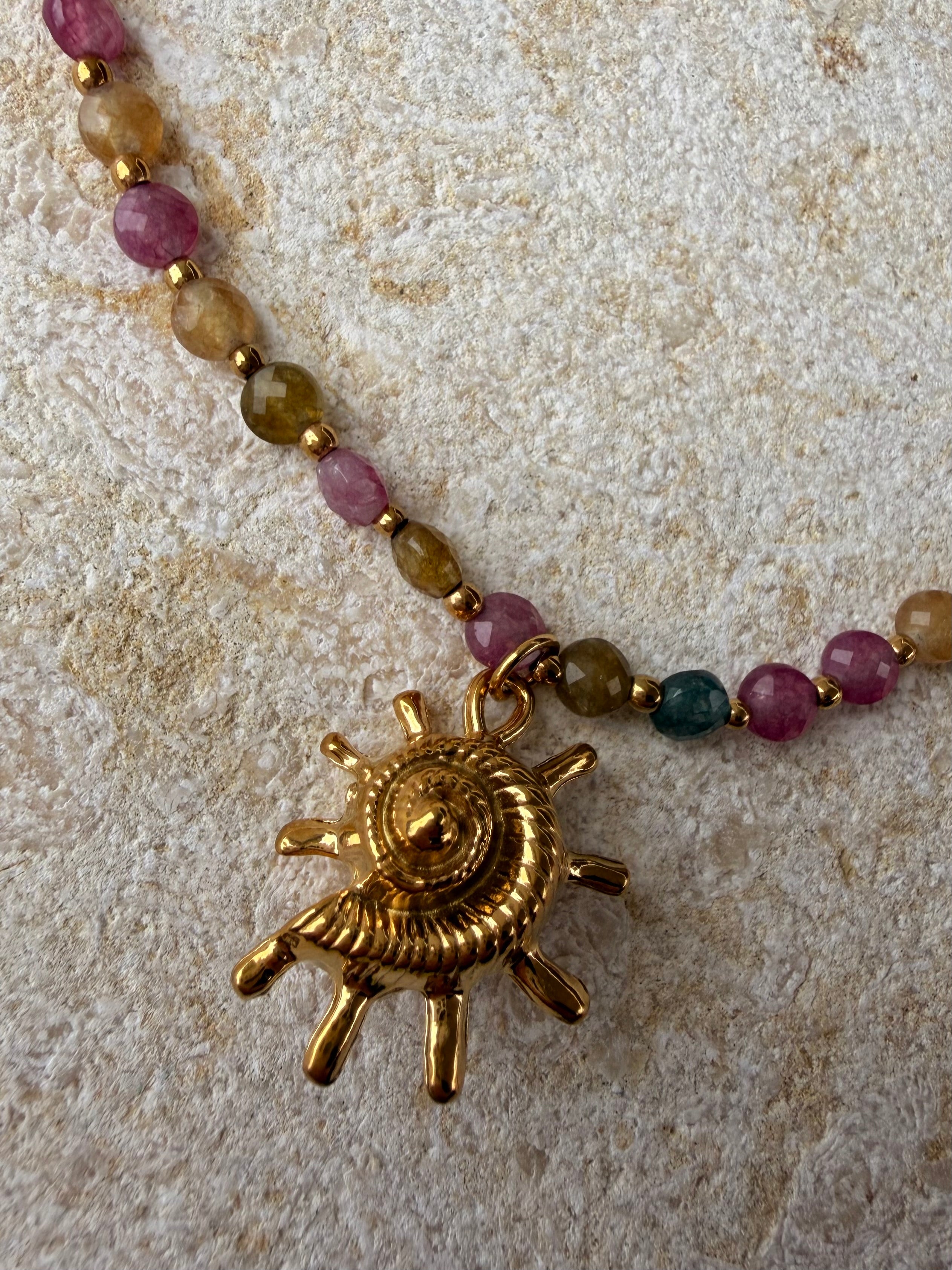 [SAMPLE] Beaded Necklace With Charm