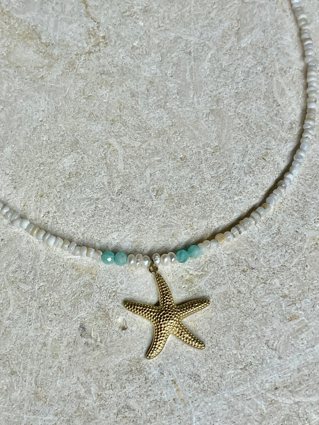 [SAMPLE] Beaded Necklace With Pearls and Charm