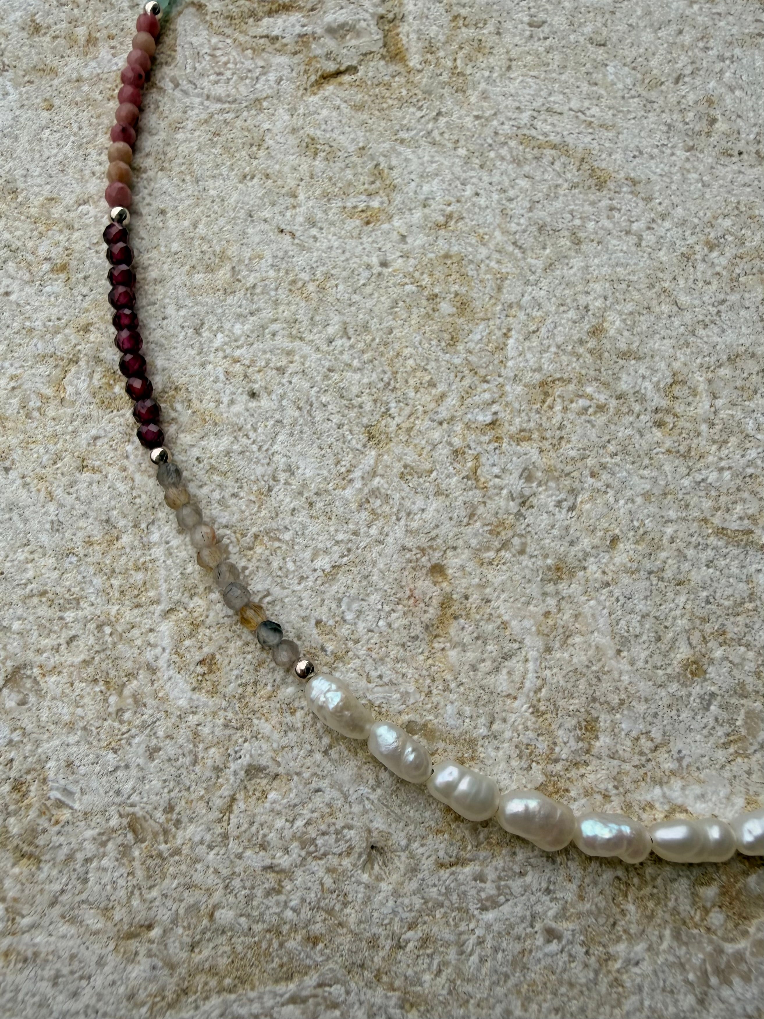 [SAMPLE] Freshwater Pearl Beaded Necklace