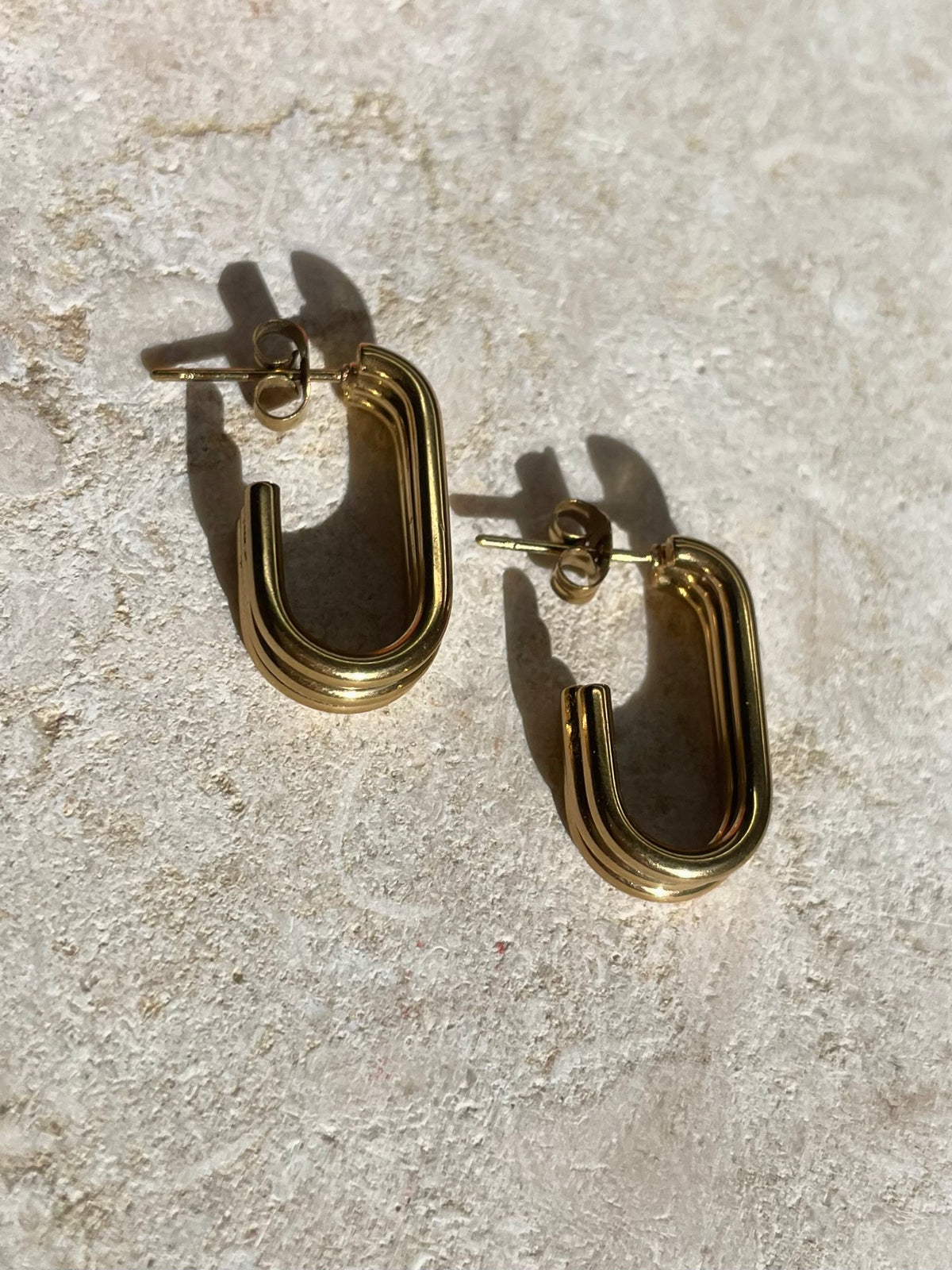 [SAMPLE] Half Hoops